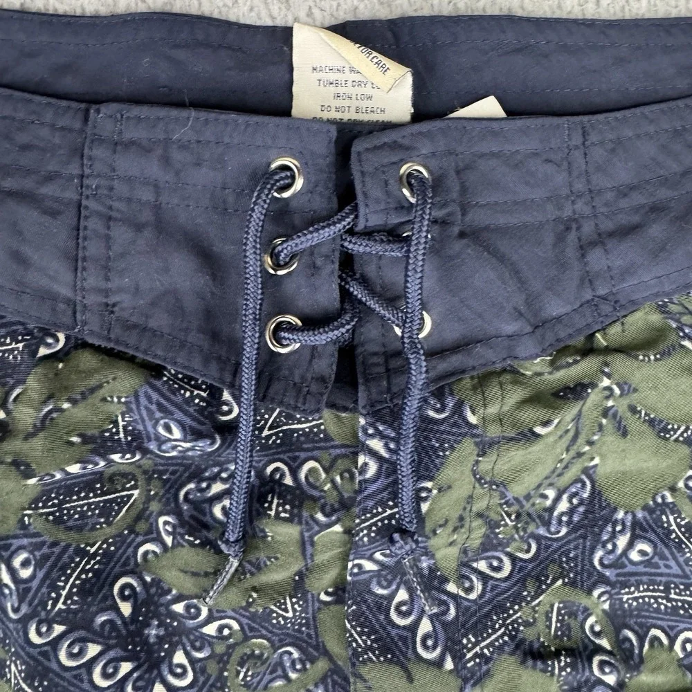 OP Ocean Pacific Swim Trunks Mens sz 36 Blue‎ Green Floral Board Shorts Vtg Y2k